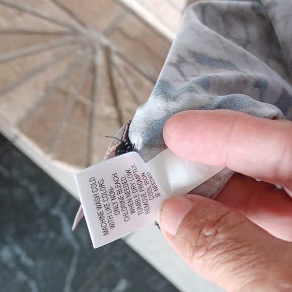 Dana Buchman Snake print Faux Wrap Dress - Picture 9 of 9